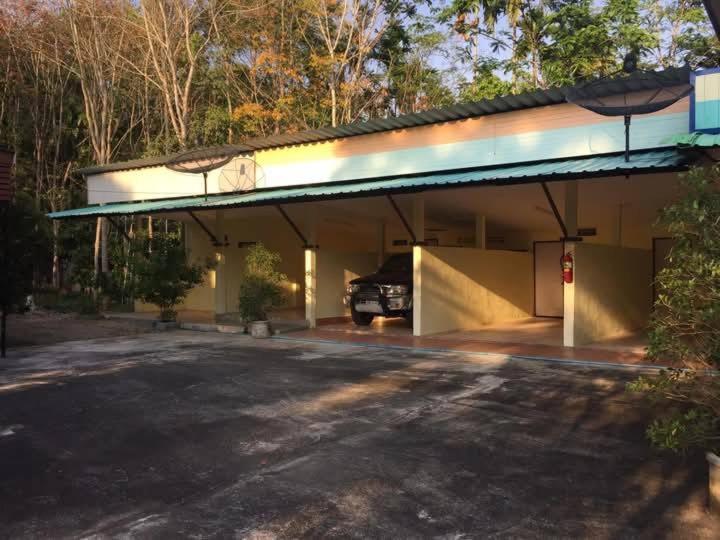 Song Pee Nong Resort Phattalung Phatthalung Buitenkant foto